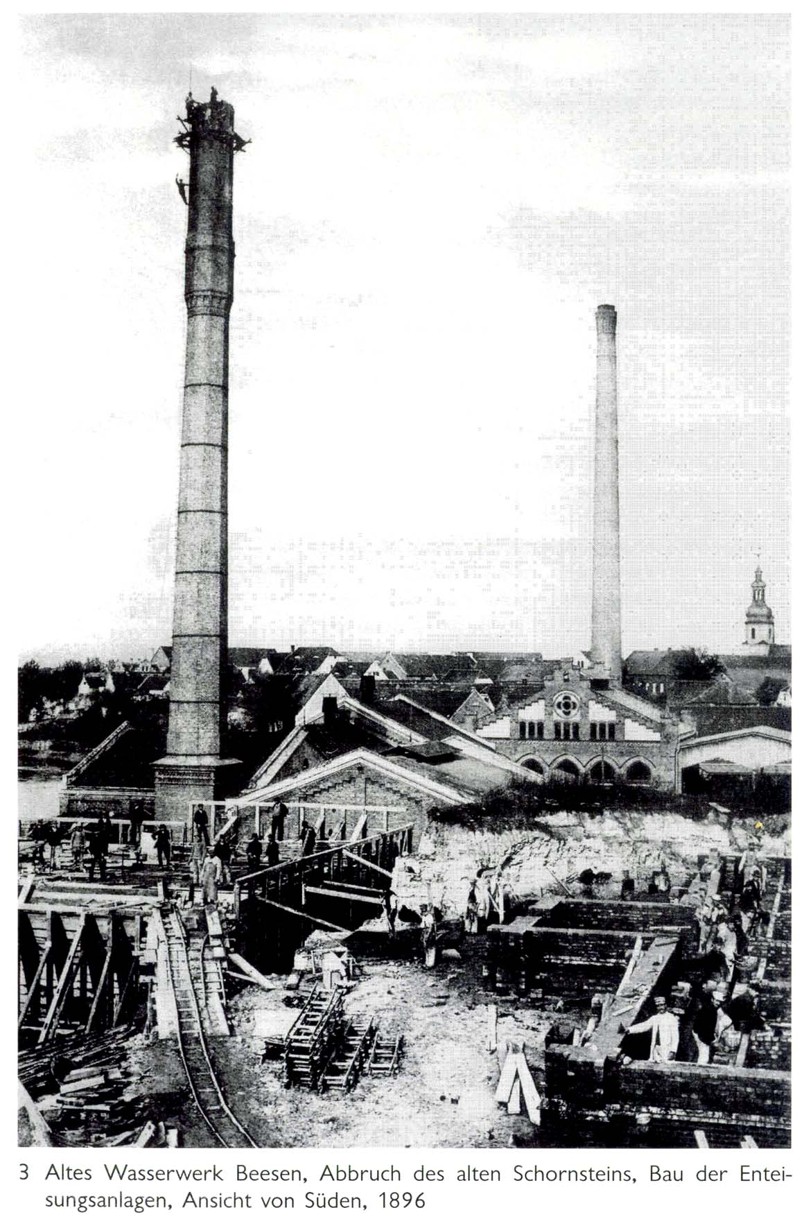 Wasserwerk Beesen, Abbruch der Esse (ca. 1896)